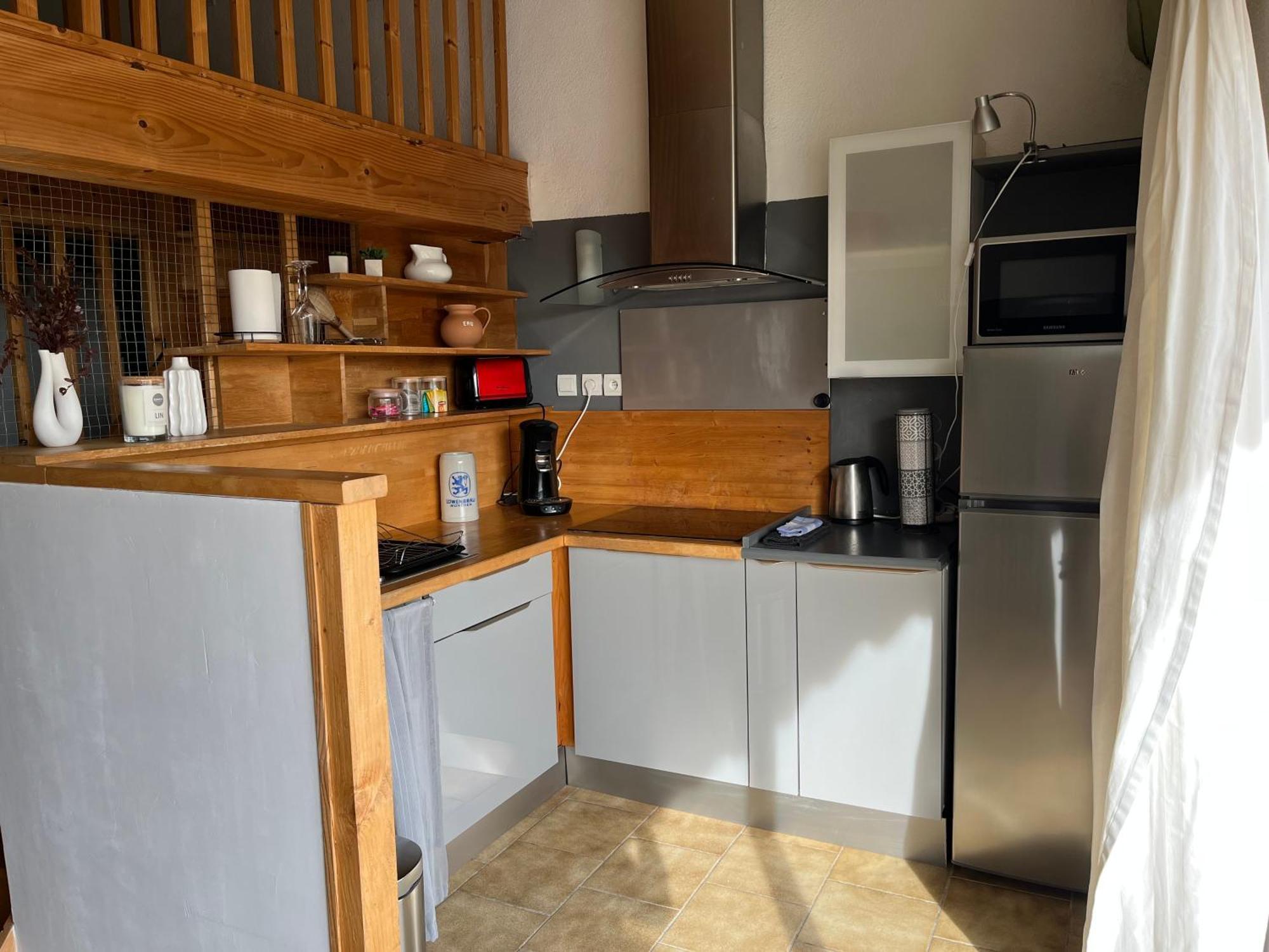 Duplex Lumineux Sur Gde Terrasse, Balneo Double, Parking Prive, Clim, Local Velos Entraigues-sur-la-Sorgue Εξωτερικό φωτογραφία