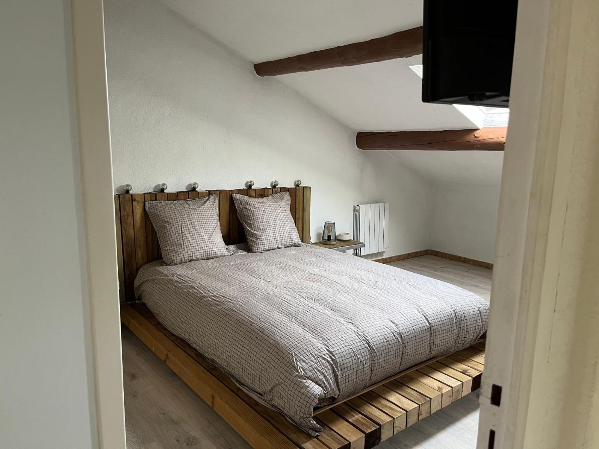 Duplex Lumineux Sur Gde Terrasse, Balneo Double, Parking Prive, Clim, Local Velos Entraigues-sur-la-Sorgue Εξωτερικό φωτογραφία