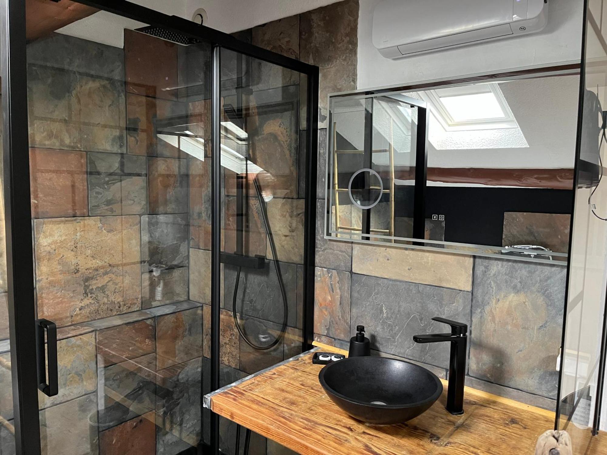 Duplex Lumineux Sur Gde Terrasse, Balneo Double, Parking Prive, Clim, Local Velos Entraigues-sur-la-Sorgue Εξωτερικό φωτογραφία