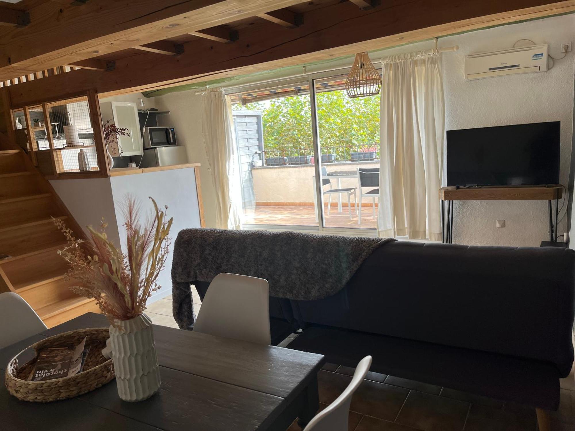 Duplex Lumineux Sur Gde Terrasse, Balneo Double, Parking Prive, Clim, Local Velos Entraigues-sur-la-Sorgue Εξωτερικό φωτογραφία